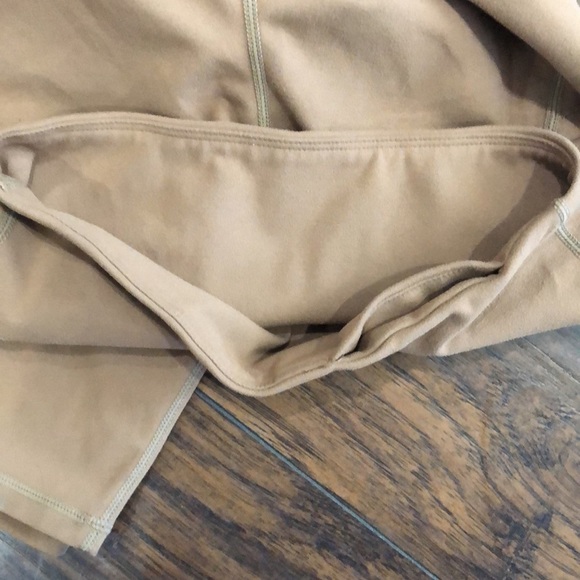 Along fit Leggings size xs - Picture 4 of 9